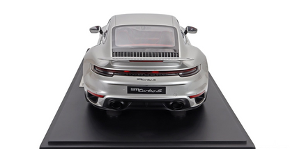 GT Spirit 2020 Porsche 911 992 Turbo S GT Silver 1:8