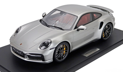 GT Spirit 2020 Porsche 911 992 Turbo S GT Silver 1:8