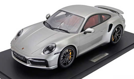 GT Spirit 2020 Porsche 911 992 Turbo S GT Silver 1:8
