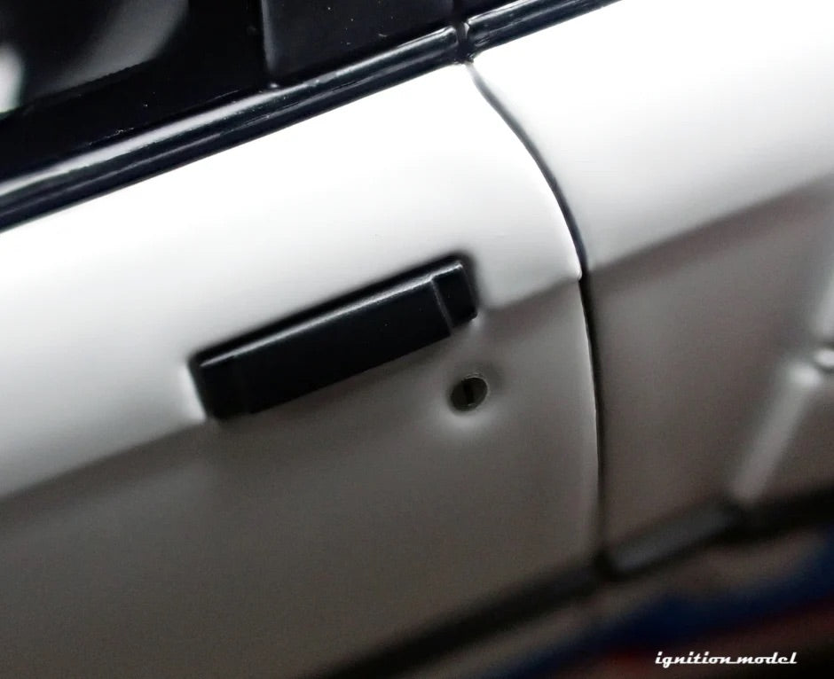 Ignition-Model BMW M3 Pandem 30 (E30) M-Design White 1:18