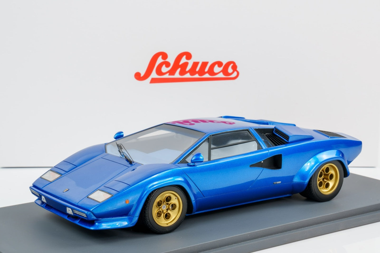 スティクノリ Schuco 1979 Lamborghini Countach LP400S Blue w/ Gold Wheels 1:18