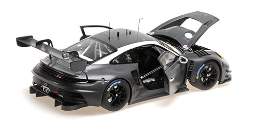 Minichamps Porsche 911 992 GT3 R Carbon Customer Delivery Version 1:18