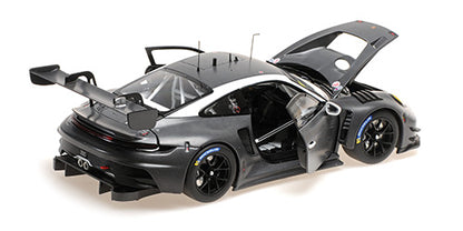 Minichamps Porsche 911 992 GT3 R Carbon Customer Delivery Version 1:18