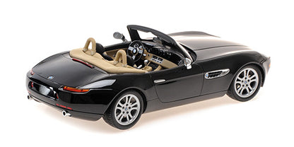 Minichamps 2000 BMW Z8 Roadster Black 1:18