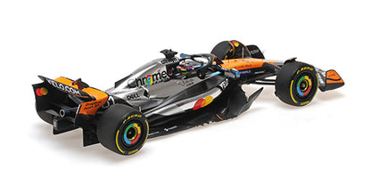 Minichamps Mclaren F1 Team MCL39 Orange O. Piastri 2nd British GP 2025 1:18