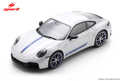 Spark-Model 2025 Porsche 911 (992.2) Carrera T Ice Grey Metallic WITH DISPLAY 1:18