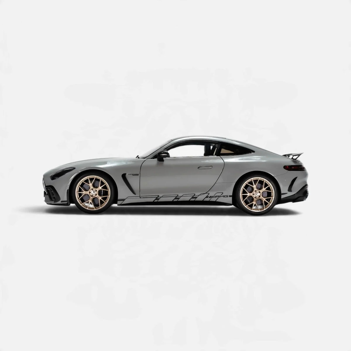 NZG Mercedes Benz AMG GT63 Pro (C192) Alpine Grey 1:12