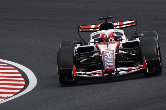 Spark-Model TGR Haas F1 Team VF-26 #31 Japanese GP (Ocon) 2026 1:18 WITH DISPLAY
