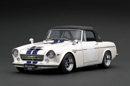 Ignition-Model Datsun Fairlady 2000 (SR311) White & Blue 1:18