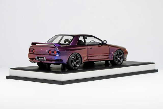 Motorhelix 1991 Nissan Skyline GT-R R32 (BNR32) Customized Version Midnight Purple 1:18