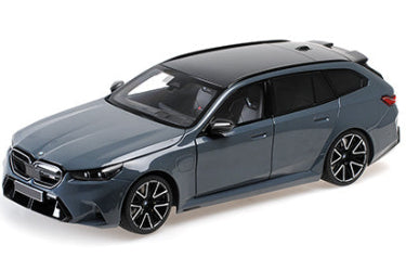 Minichamps 2024 BMW M5 Touring Wagon (G99) Brooklyn Grey Metallic 1:18