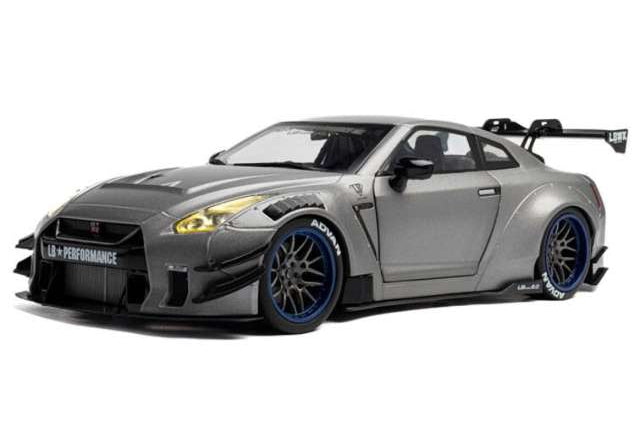Solido 2023 Nissan GT-R (R35) W/ Liberty Walk Body Kit 2.0 Silver 1:18