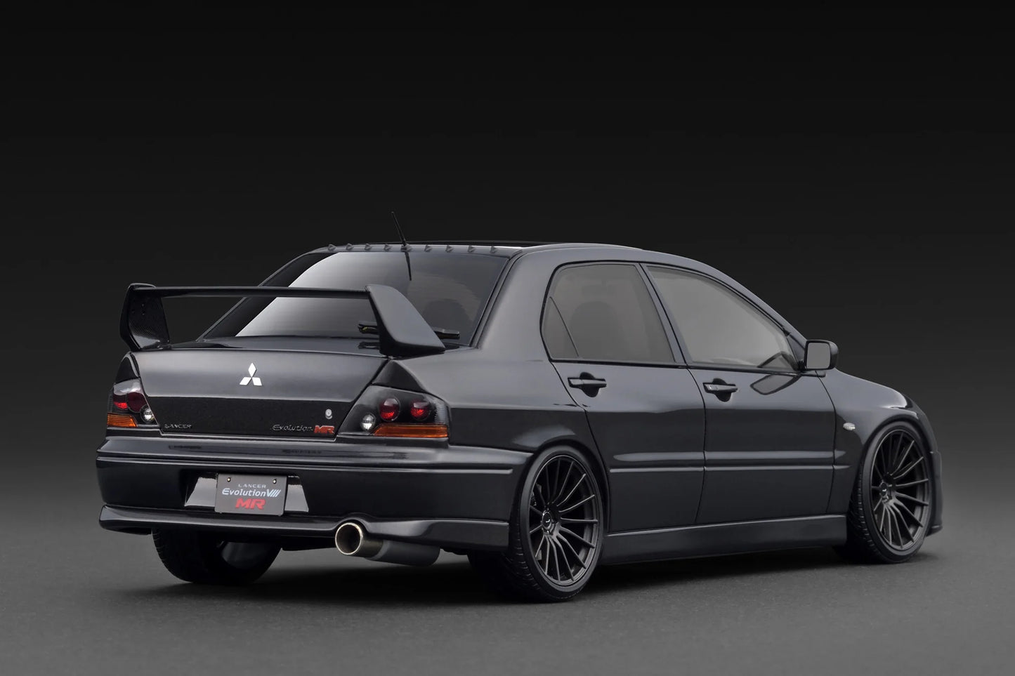Ignition-Model Mitsubishi Lancer Evolution VIII MR (CT9A) Gun Metallic Grey 1:18