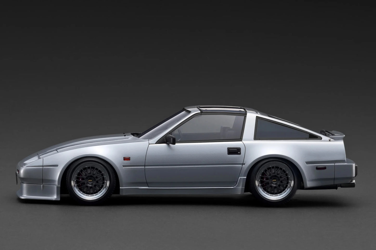 Ignition-Model Nissan Fairlady Z 300 ZR Z31 2-Seater RHD Silver 1:18