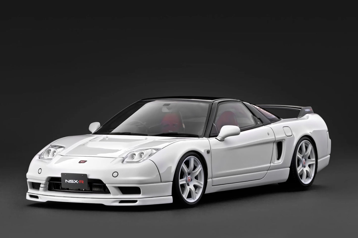 Ignition-Model Honda NSX-R (NA2) RHD White 1:18 (Copy)