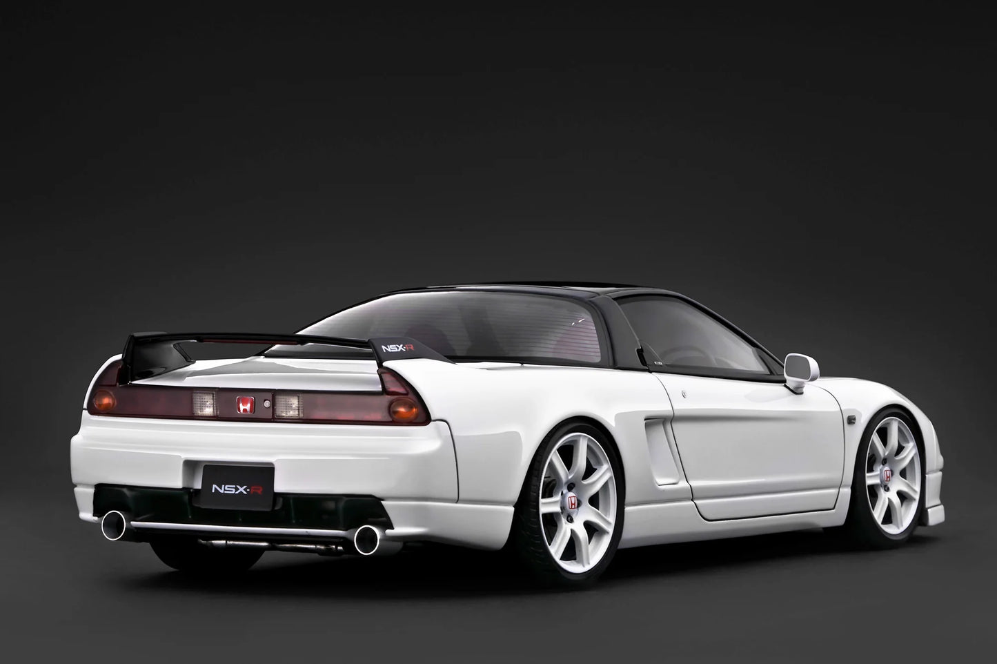 Ignition-Model Honda NSX-R (NA2) RHD White 1:18 (Copy)