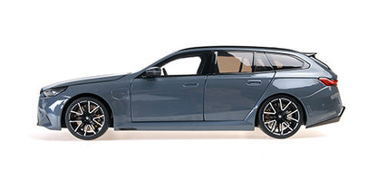Minichamps 2024 BMW M5 Touring Wagon (G99) Brooklyn Grey Metallic 1:18