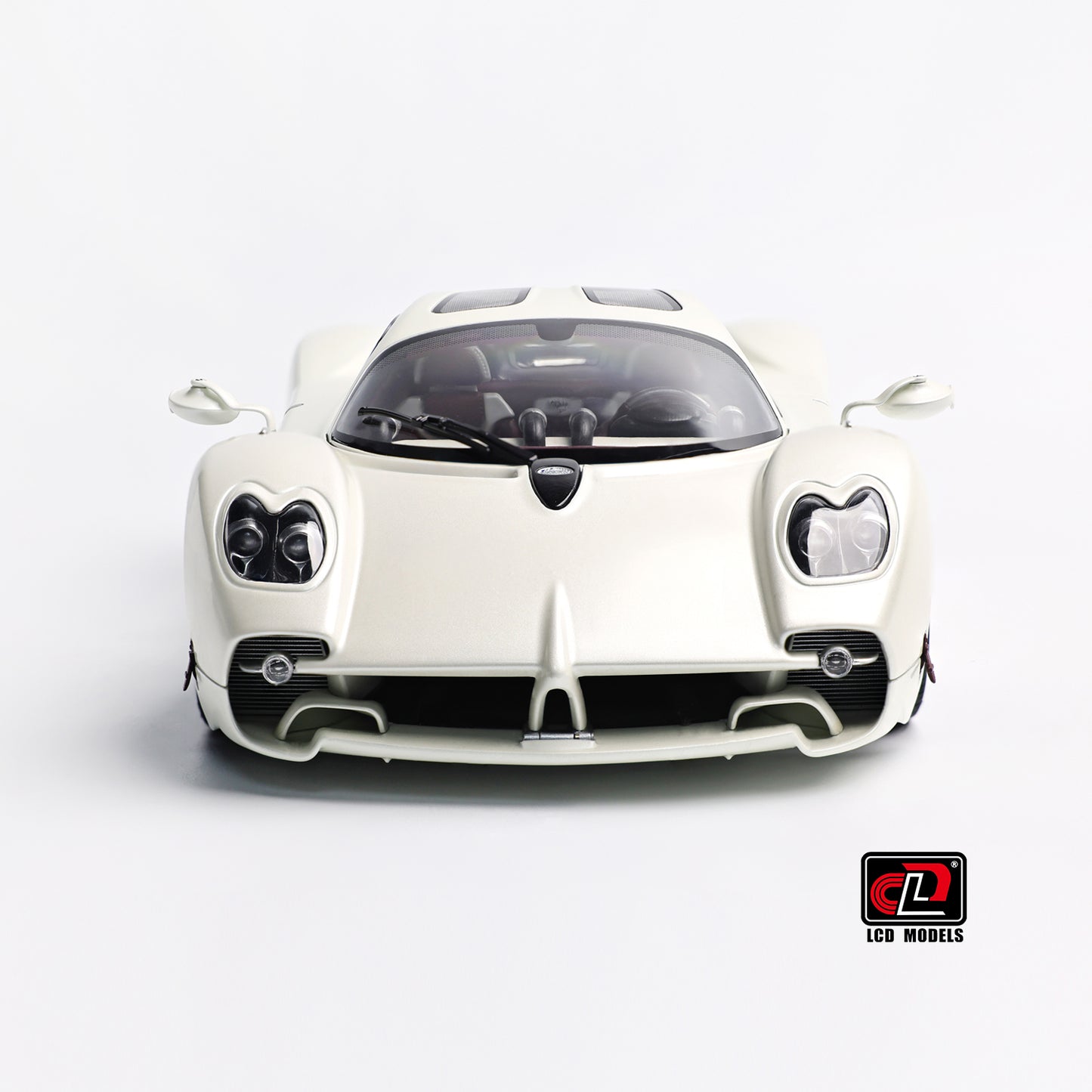 LCD Pagani Utopia Matte Pearl White 1:18