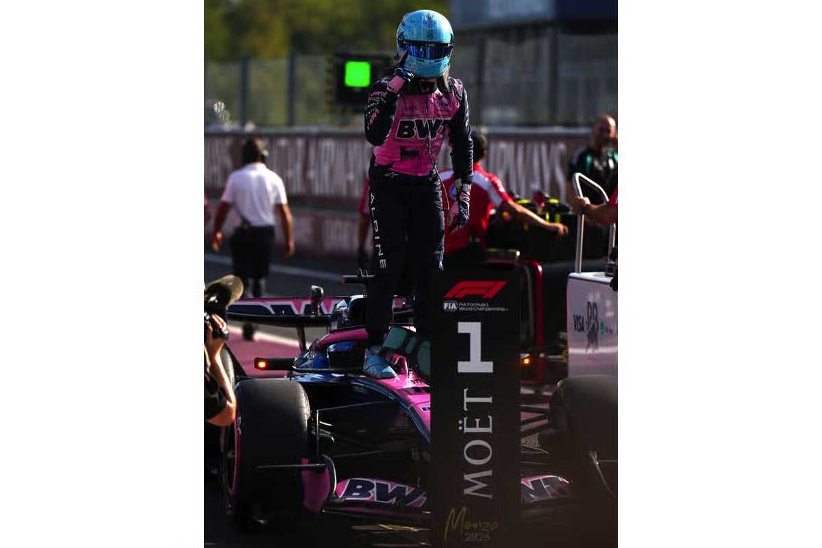 Spark Model BWT Alpine A526 #10 Italian GP 2026 First Pole Position (Gasly) 1:18 WITH DISPLAY