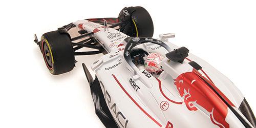 Minichamps Ferrari F1 RB21 Team Oracle Red Bull Racing No 1 Winner Japan GP 2025 (Verstappen) 1:18