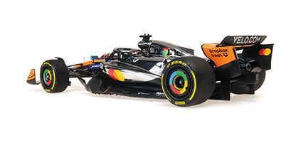 Minichamps Mclaren F1 Team MCL39 Orange O. Piastri 2nd British GP 2025 1:18