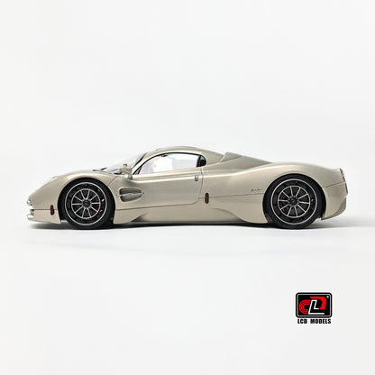 LCD Pagani Utopia Champagne Gold 1:18