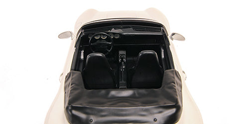 Minichamps 1994 Porsche 911 (993) Carrera Cabriolet White 1:18