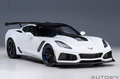 AUTOart Chevy Corvette ZR1 Arctic White 1:18