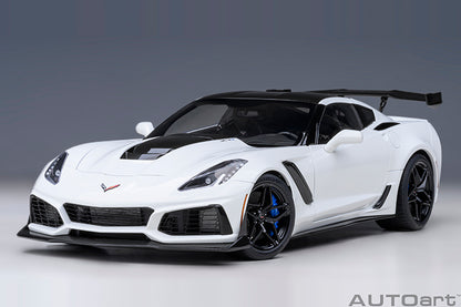 AUTOart Chevy Corvette ZR1 Arctic White 1:18