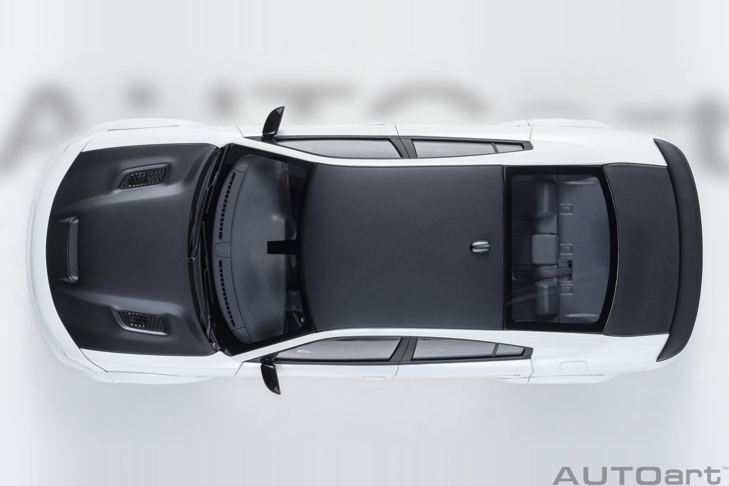 AUTOart Dodge Charger SRT Hellcat Redeye Jailbreak Knuckle White 1:18