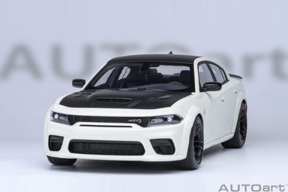 AUTOart Dodge Charger SRT Hellcat Redeye Jailbreak Knuckle White 1:18