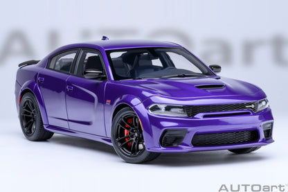 AUTOart Dodge Charger R/T Scat Pack Widebody Plum Crazy Purple 1:18