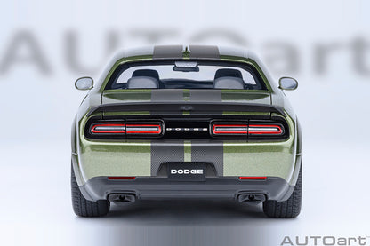 AUTOart 2022 Dodge Challenger SRT Jailbreak F8 Green 1:18