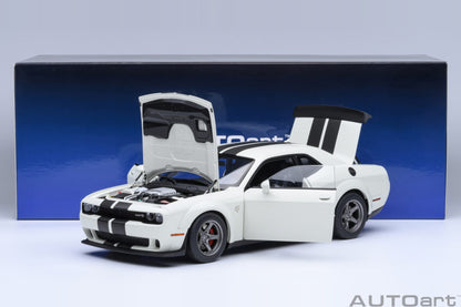 AUTOart 2023 Dodge Challenger SRT Super Stock Knuckle White 1:18