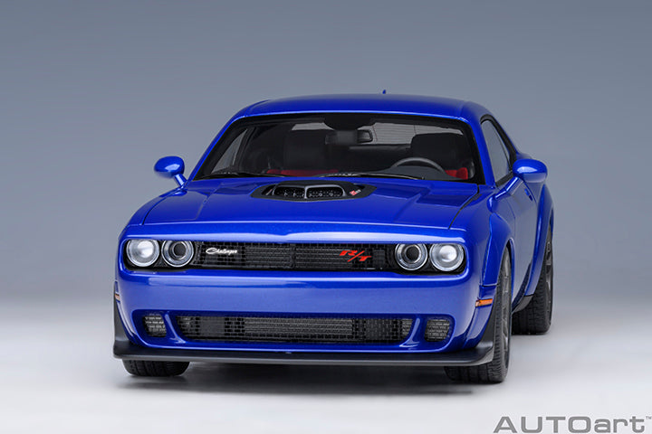 AUTOart 2022 Dodge Challenger R/T Scat Pack Widebody Indigo Blue 1:18