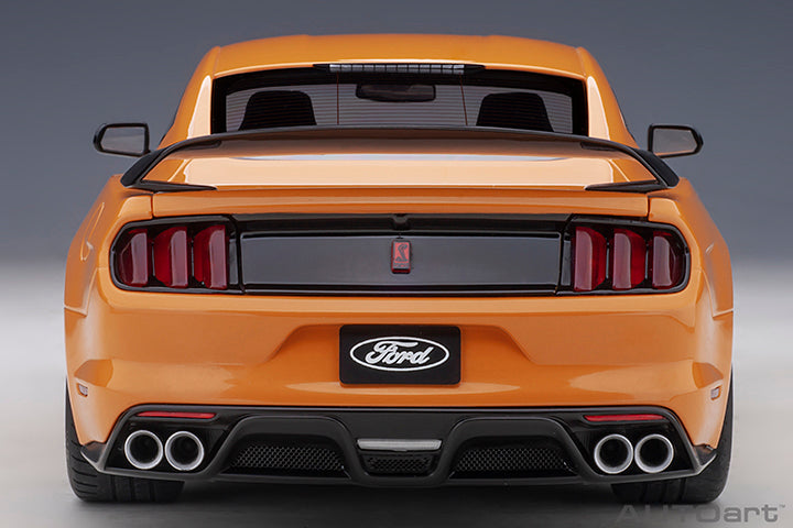 AUTOart Ford Shelby Mustang GT500 Cyber Orange 1:18