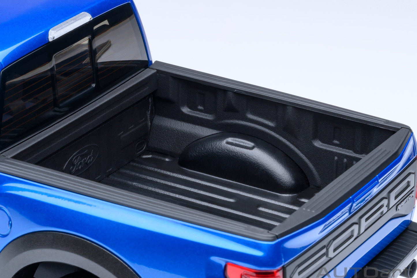 AUTOart 2019 Ford F-150 Raptor Supercrew Velocity Blue 1:18