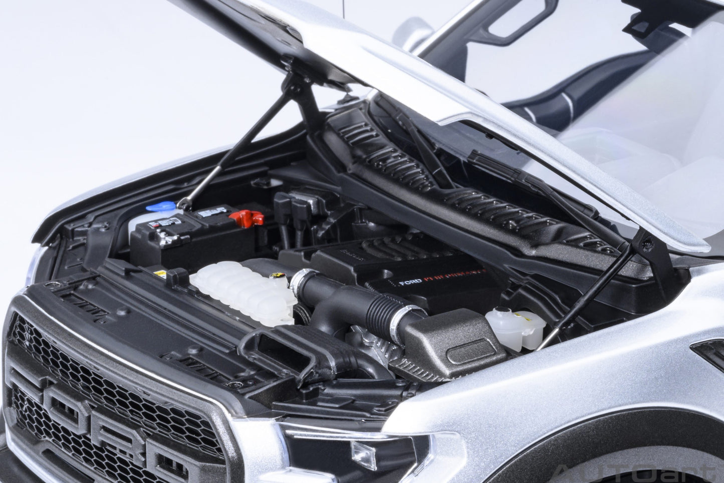 AUTOart 2019 Ford F-150 Raptor Supercrew Ingot Silver 1:18