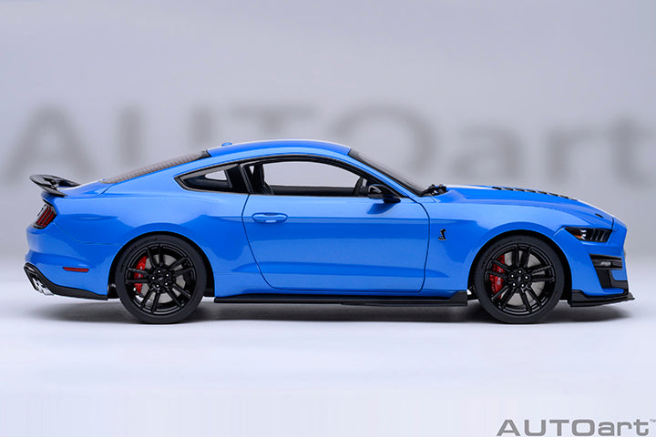 AUTOart Ford Shelby Mustang GT500 Grabber Blue 1:18
