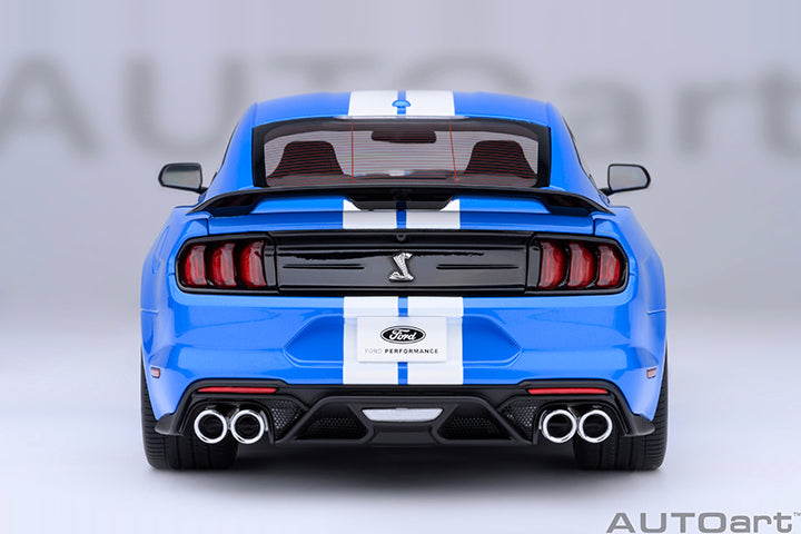 AUTOart Ford Shelby Mustang GT500 Grabber Blue 1:18