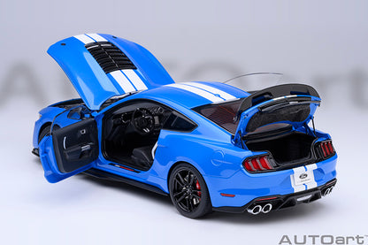 AUTOart Ford Shelby Mustang GT500 Grabber Blue 1:18