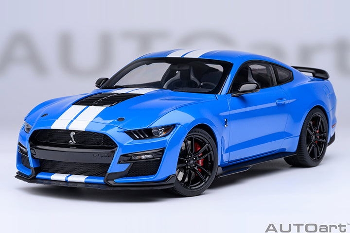 AUTOart Ford Shelby Mustang GT500 Grabber Blue 1:18