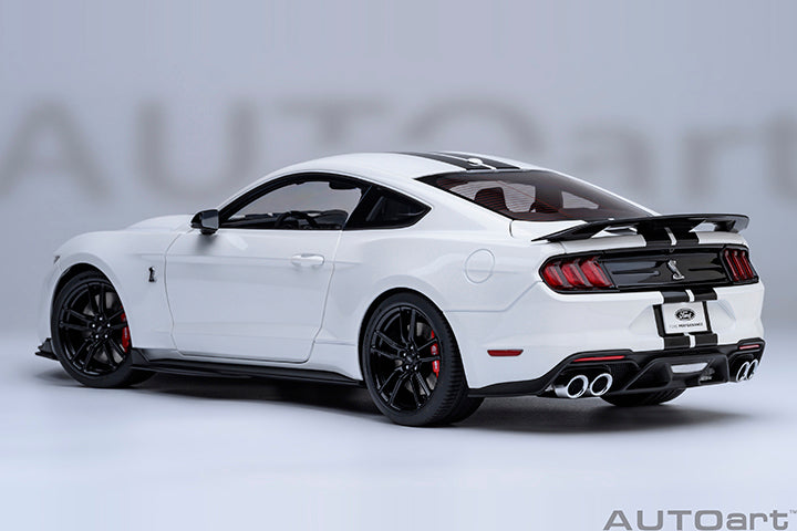 AUTOart Ford Shelby Mustang GT500 Oxford White 1:18 – STM Diecast