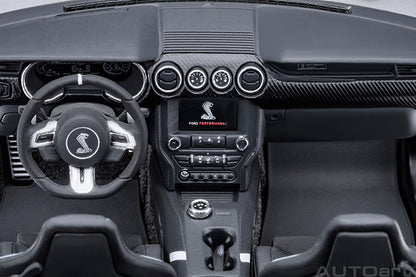 AUTOart Ford Shelby Mustang GT500 Oxford White 1:18