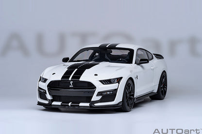AUTOart Ford Shelby Mustang GT500 Oxford White 1:18