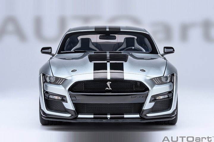 AUTOart Ford Shelby Mustang GT500 Iconic Silver 1:18