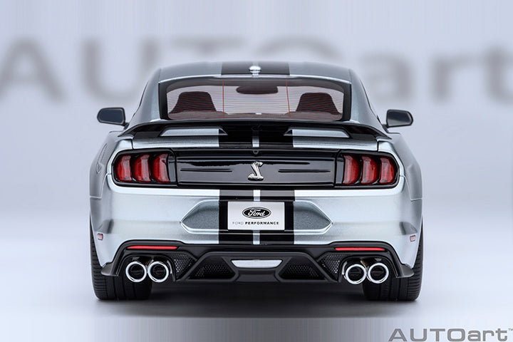 AUTOart Ford Shelby Mustang GT500 Iconic Silver 1:18