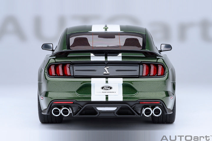 AUTOart Ford Shelby Mustang GT500 Eruption Green 1:18