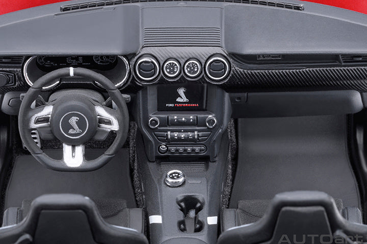 AUTOart Ford Shelby Mustang GT500 Rapid Red 1:18