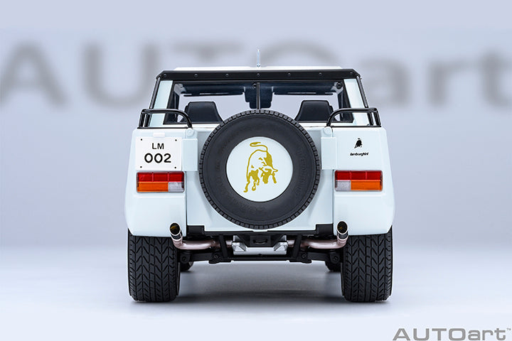 AUTOart Lamborghini LM002 Bianco Polo Park (White) 1:18
